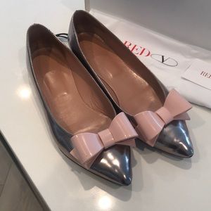 Valentino pointed toe Flats.